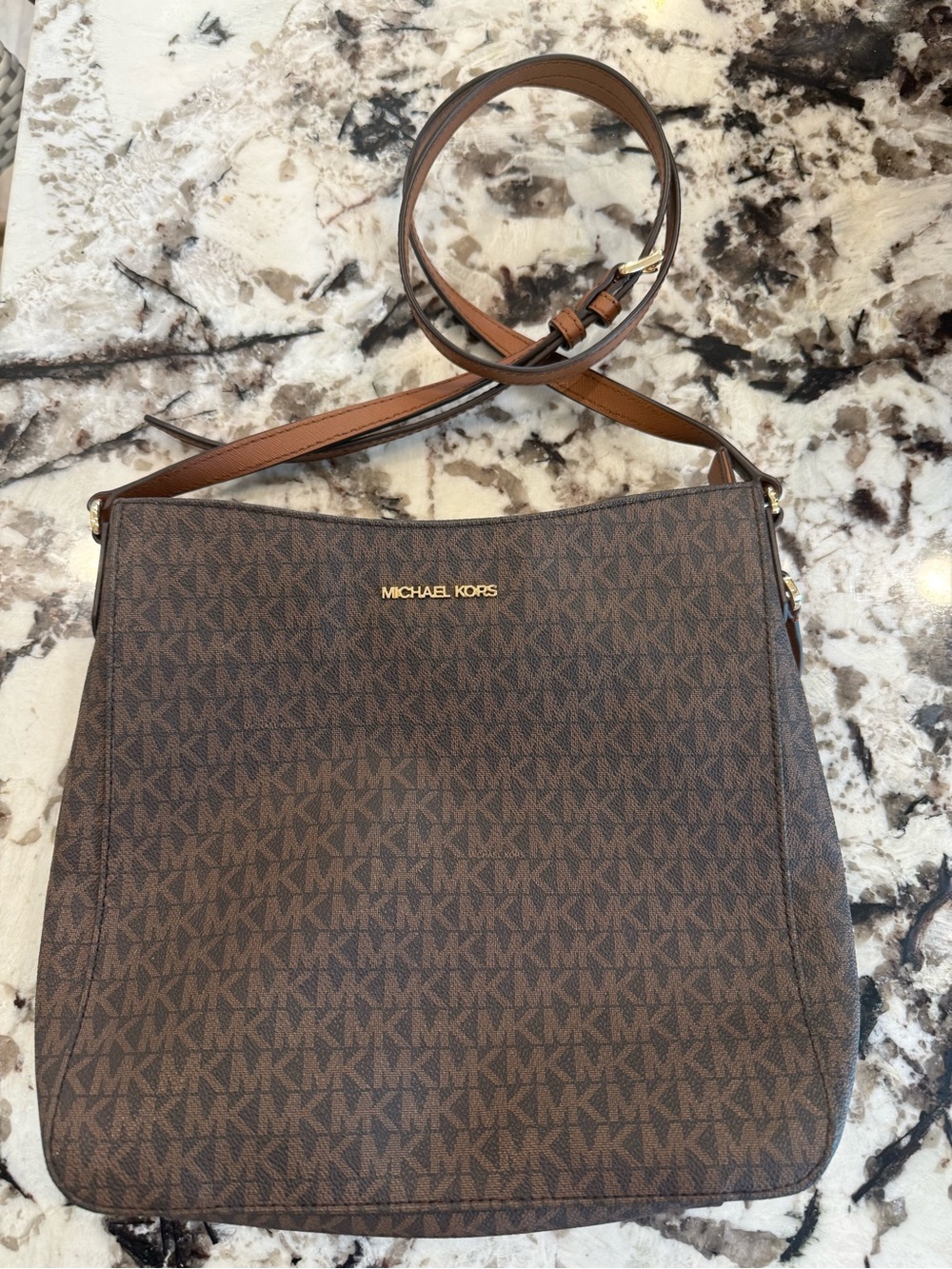 Michael Kors Jet Set Travel Signature Large Messenger Bag, Brown/Gold Hardware